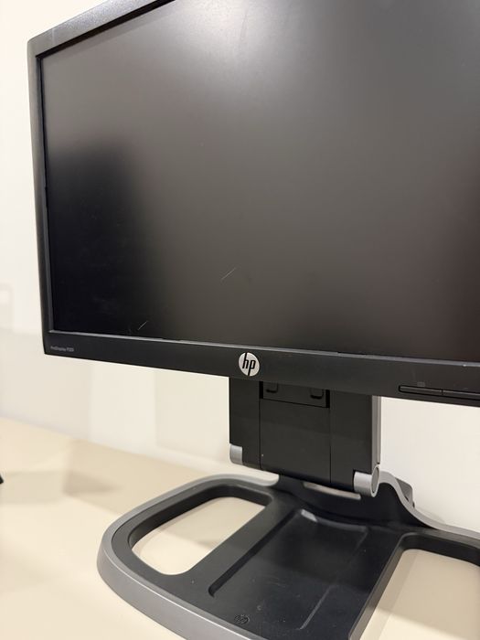 Monitor HP ProDisplayP201