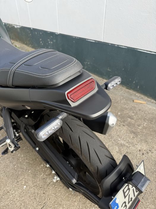 Moto Benelli Leoncino