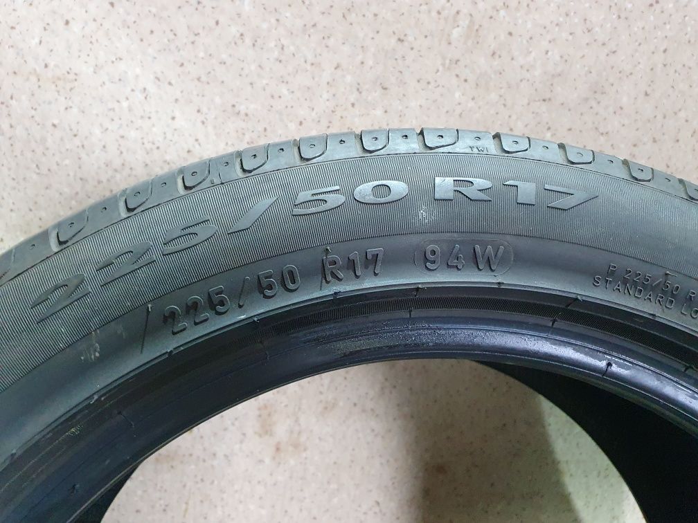 Pirelli Cinturato P7 * RSC  225/50R17