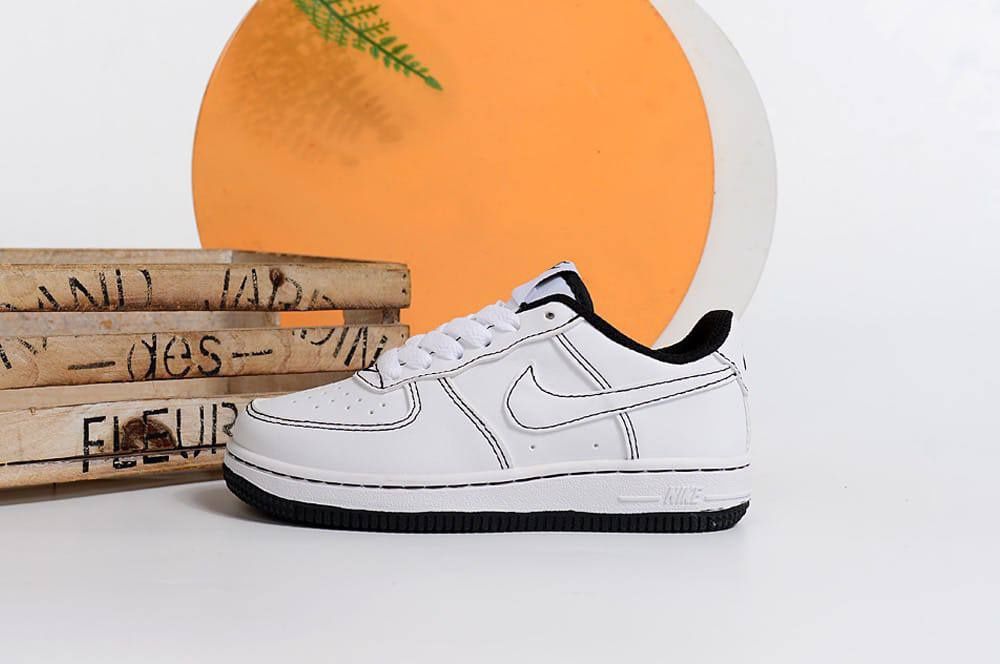Nike vários modelos criança
