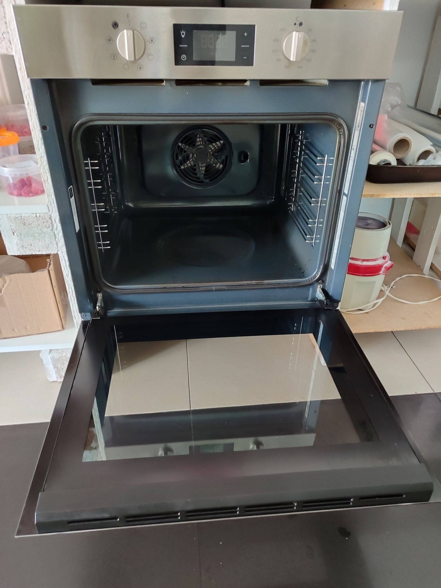 Духовка Indesit IFW 6544 IX