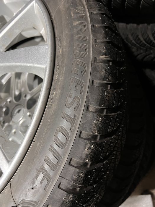155/70/19 Bridgestone Blizzak LM-500 155/70 R19 84Q