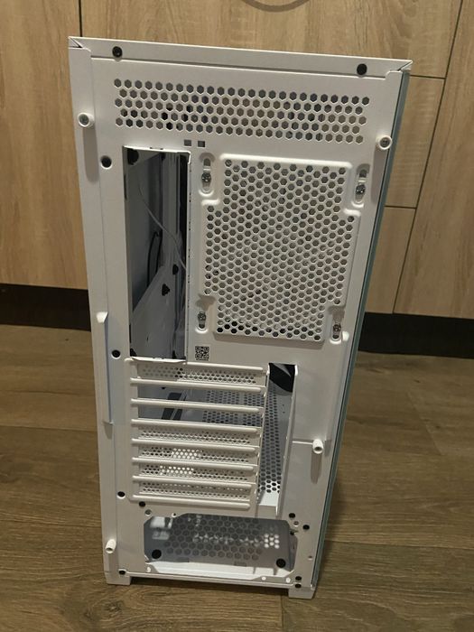 Корпус GAMEMAX Siege Tempered Glass