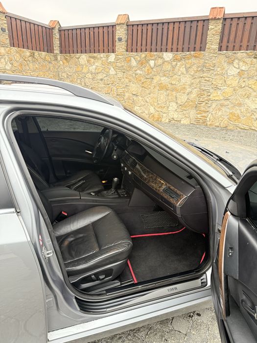 Продам BMW e-61 2005 р. 3.0 автомат не розмитнена