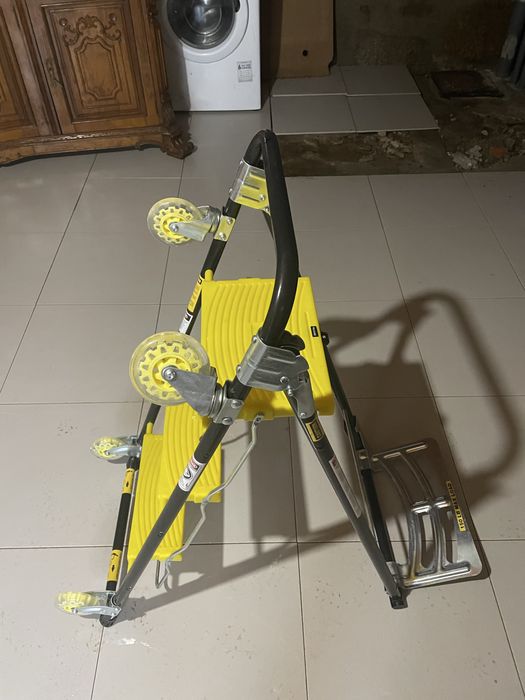 Escadote multi funcoes carga ate 180 k