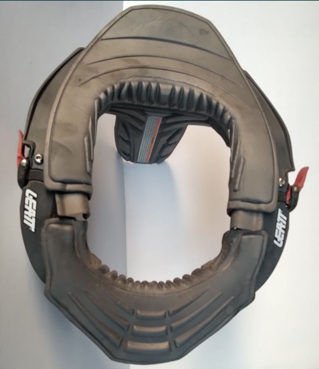 Protector cervical Leatt ADVenture