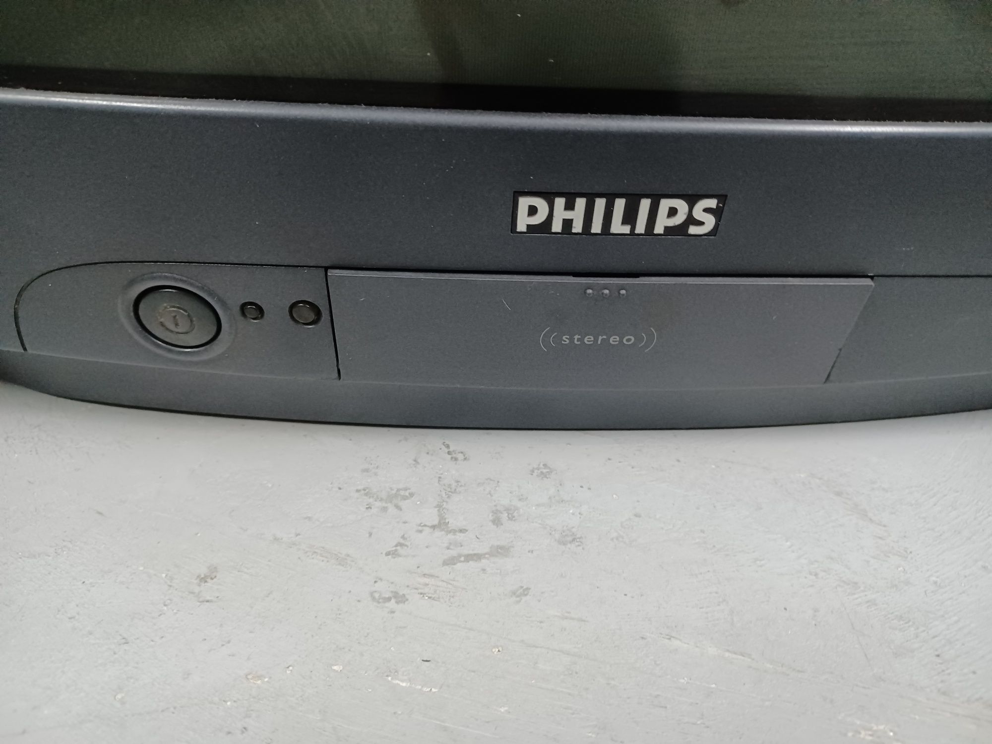 Tv Philips preta