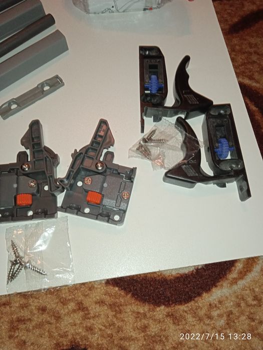 Мебельная фурнитура