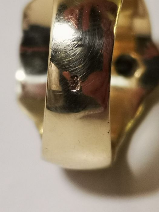 piękny złoty sygnet LEW z diamentem/brylantem, LION, 585 R21/22