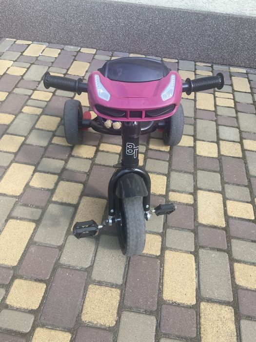 Триколісний дитячий велосипед