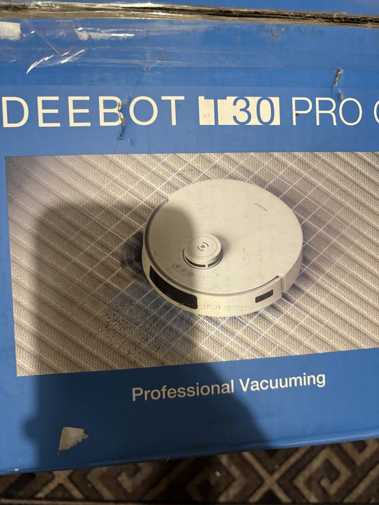 Робот пилосос Ecovacs Deebot T30 Pro OMNI