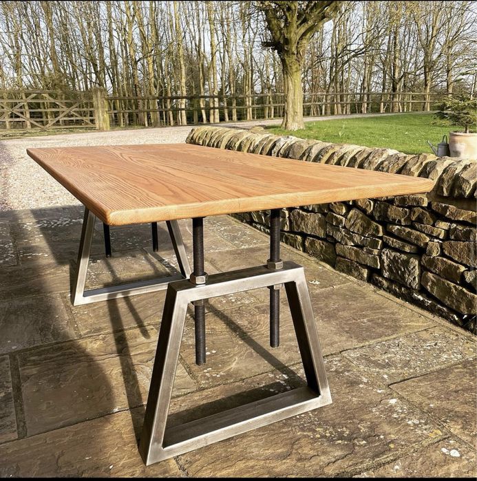 Сварка аргоном і другими видами сварки . Виїзні роботи .