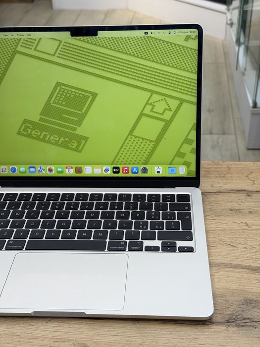 Apple macbook air 13.6’ m4 16/256 2025  , макбук аир аір