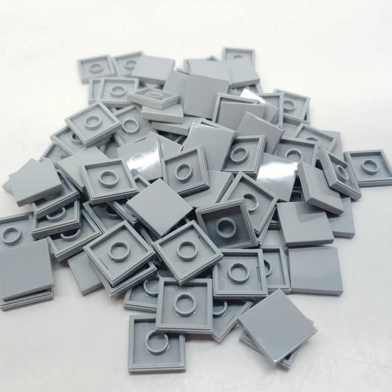 LEGO 3068b Light Bluish Gray Tile 2x2