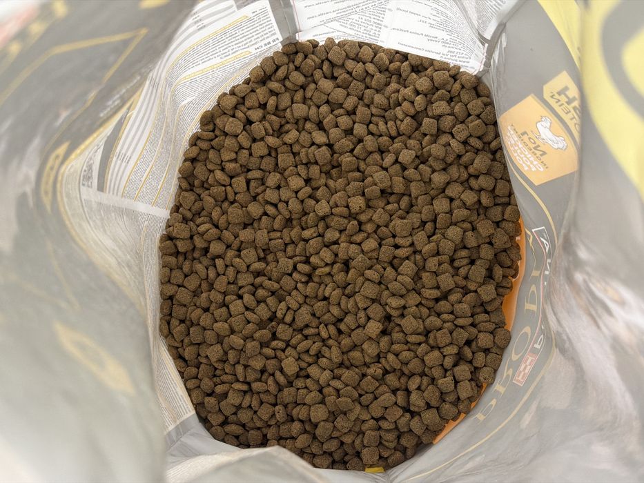 2 sacas raçao Purina pro plan all sizes light/sterilised 16,5kg