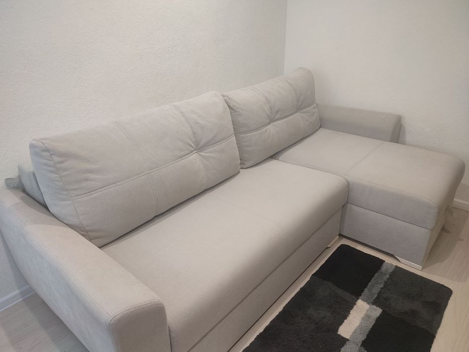 Диван кутовий, меблі Стиль