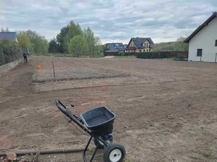 Minikoparka, wywrotka-traktor, glebogryzarka, mulczer, orka kultywator