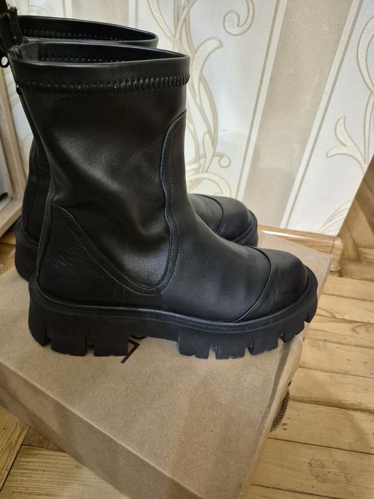 Демісезон Челсі Міратон