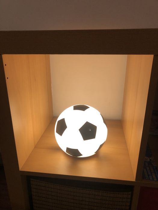 Candeeiro / Lâmpada de Parede - Forma - Bola de Futebol