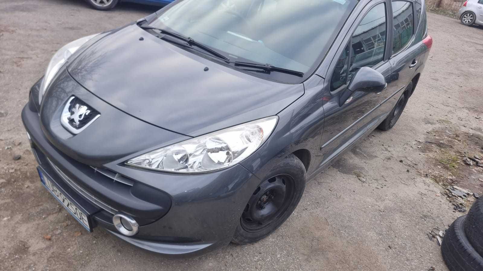 Peugeot 207  1.6b rok 2008