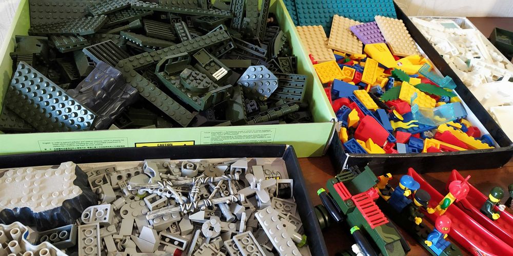 LEGO оригинал конструктор детский лего  с фигурками за все