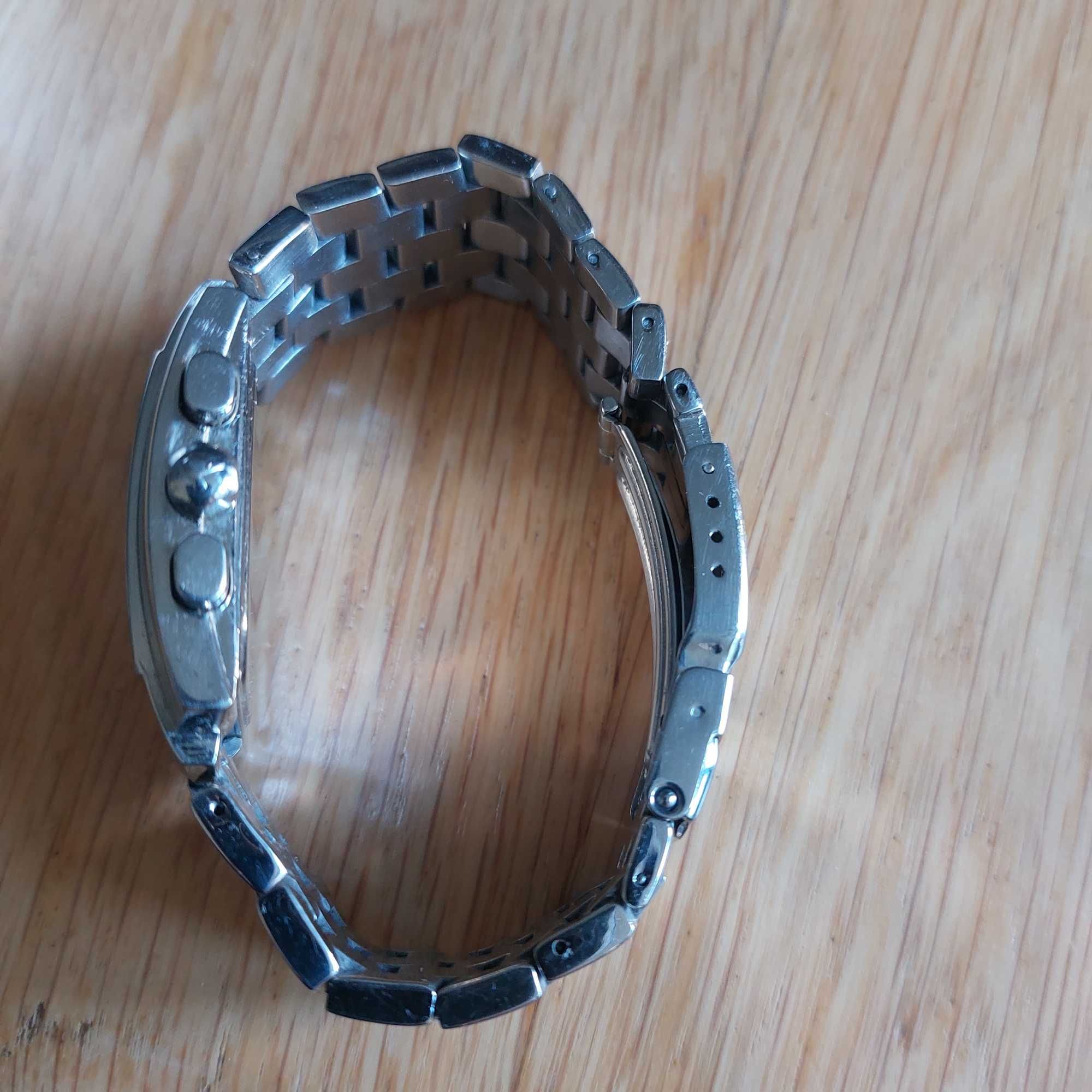 Zegarek chronograf swiss