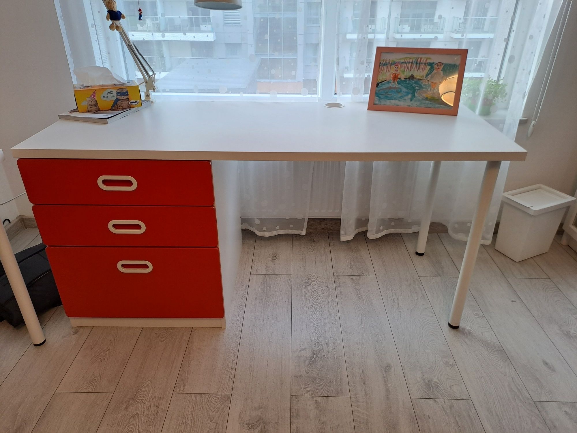 Biurko dla dziecka IKEA Smastad Plasta