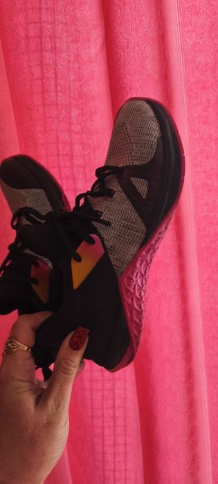 Кроссовки Найк,  в хорошем состоянии