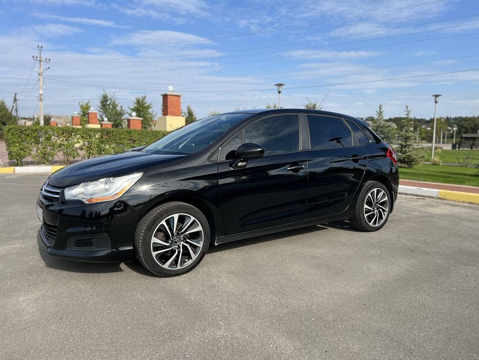 Citroën C4 II (B7) • 2012 рік • 1.6 VTi (EP6C) • Автомат