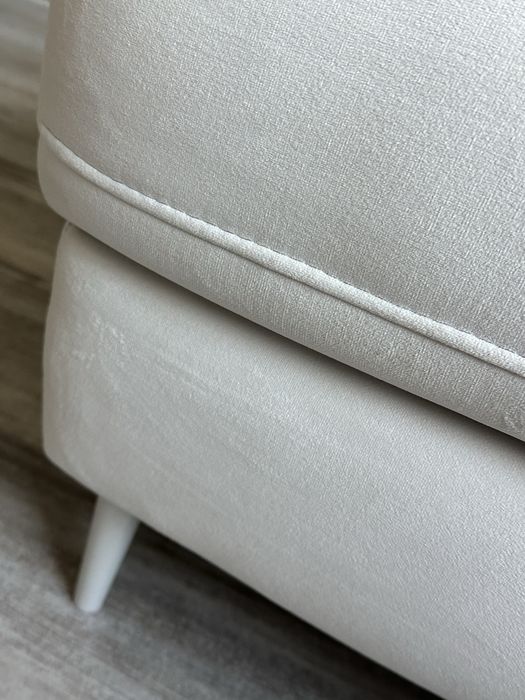 Pufa podnóżek monday gala