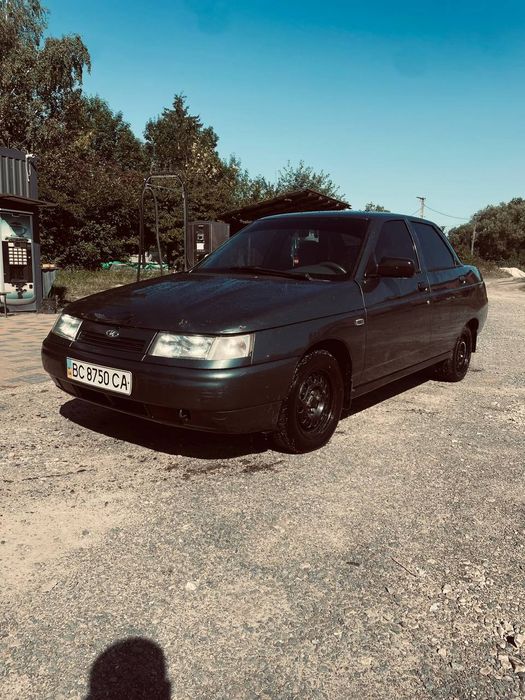 Продаєть ваз 2110 16 кл цікавить обмін на мотоцикил