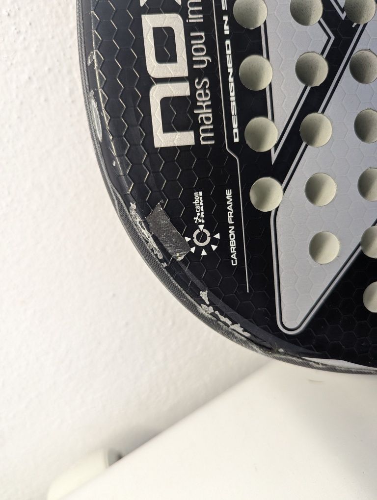 Vendo raquete de padel NOX One