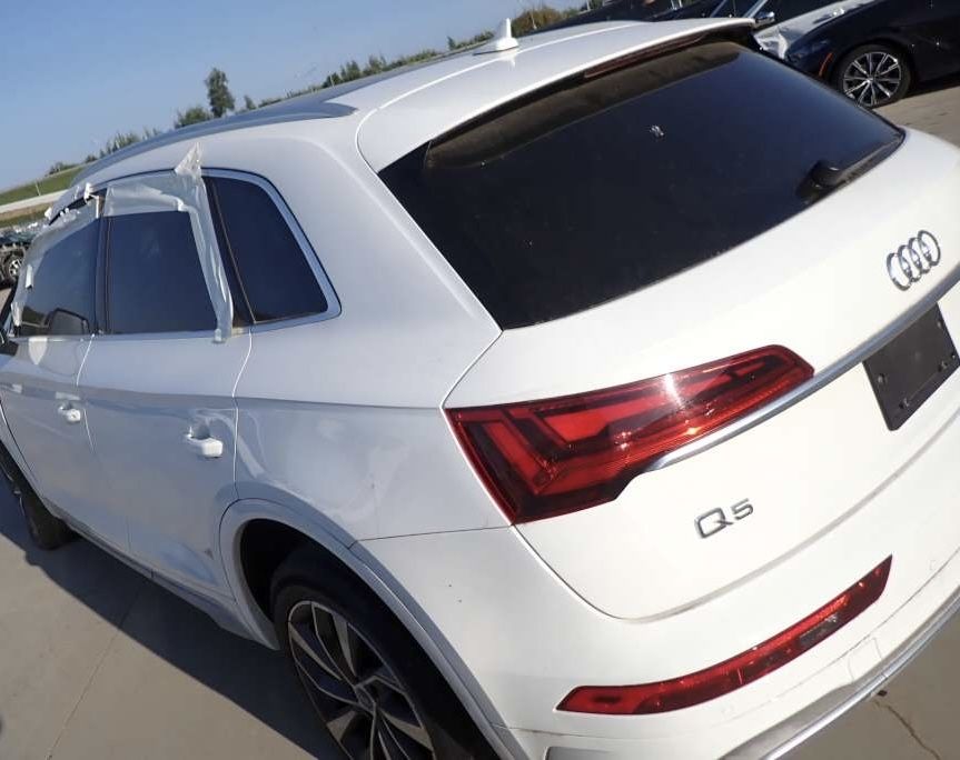 Розборка Разборка audi Q5 80A LY9C,Q74M,E-tron LS9R крило бампер фари