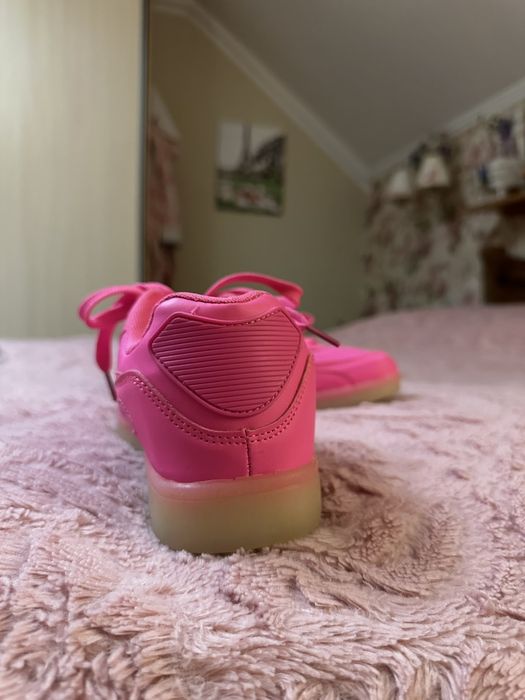 Кросівки кеди нові