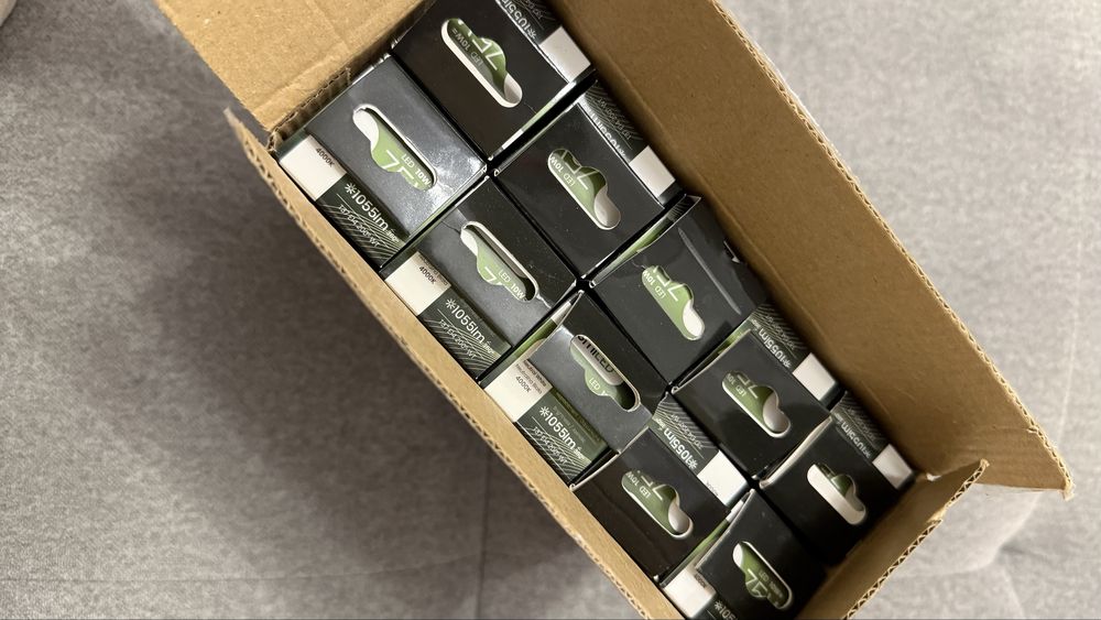 12 x Zarowka LED E14 4000 K neutralna 10 W = 75 W 1055 lm