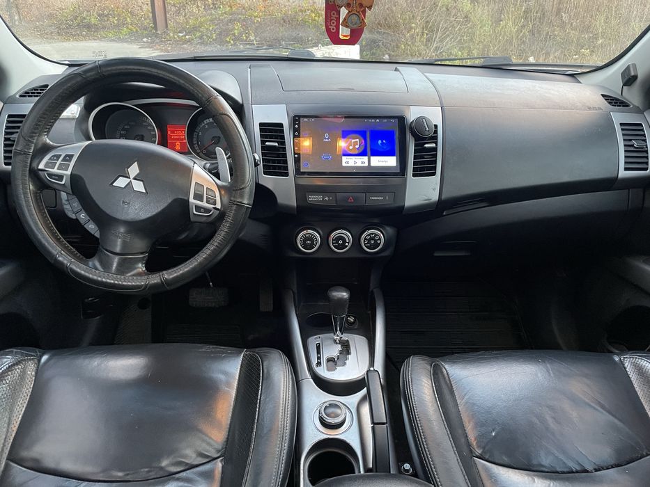 Mitsubishi 3.0 v6 Акпп гбо Outlender