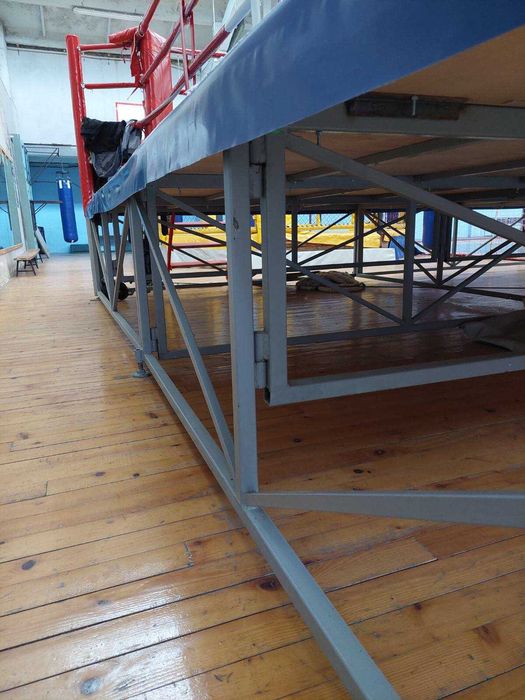 Боксерський ринг