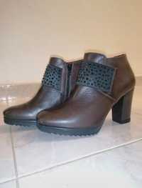 Botins Jose Saenz tamanho 37