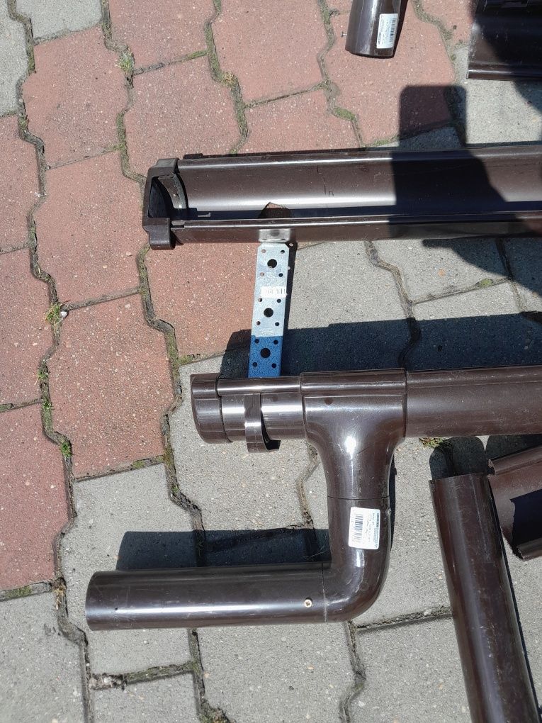 Rynny nowe złączki rura braz 125
