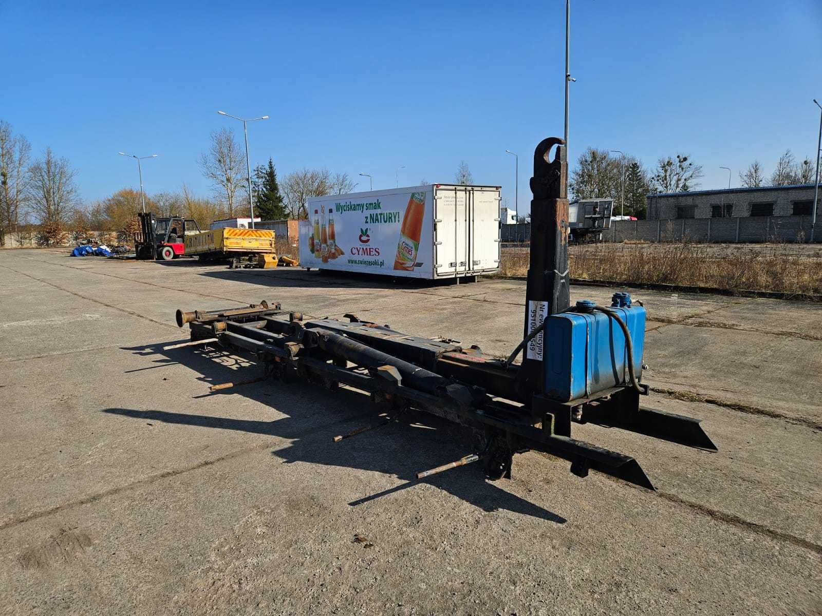 Zabudowa hakowa, hak, hakowiec, HYVA TECHNAMICS 26 56SE 26T 2004r.