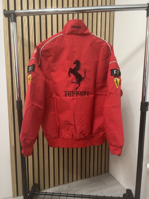 Куртки Ferrari Ферарі F1