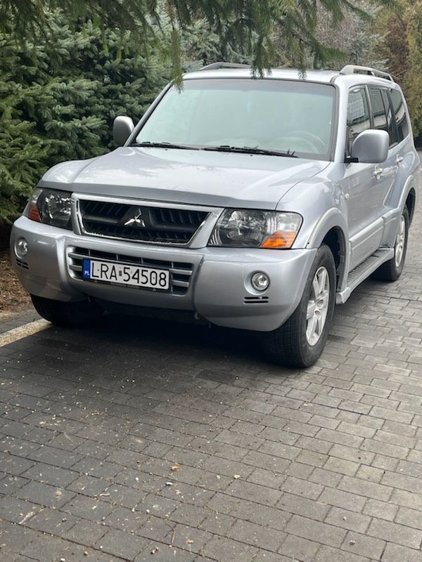 Mitsubishi Pajero 3.2 DID 7 osobowy
