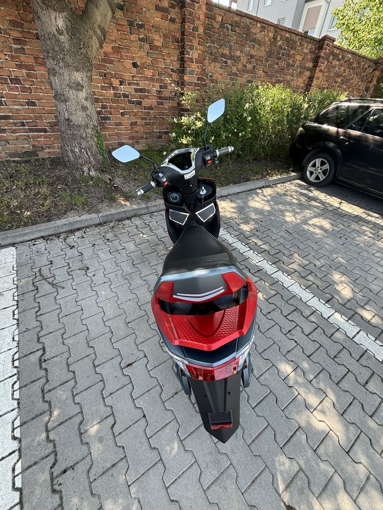 Hawk Lithun Double skuter elektryczny Nowy baterie ladowarka