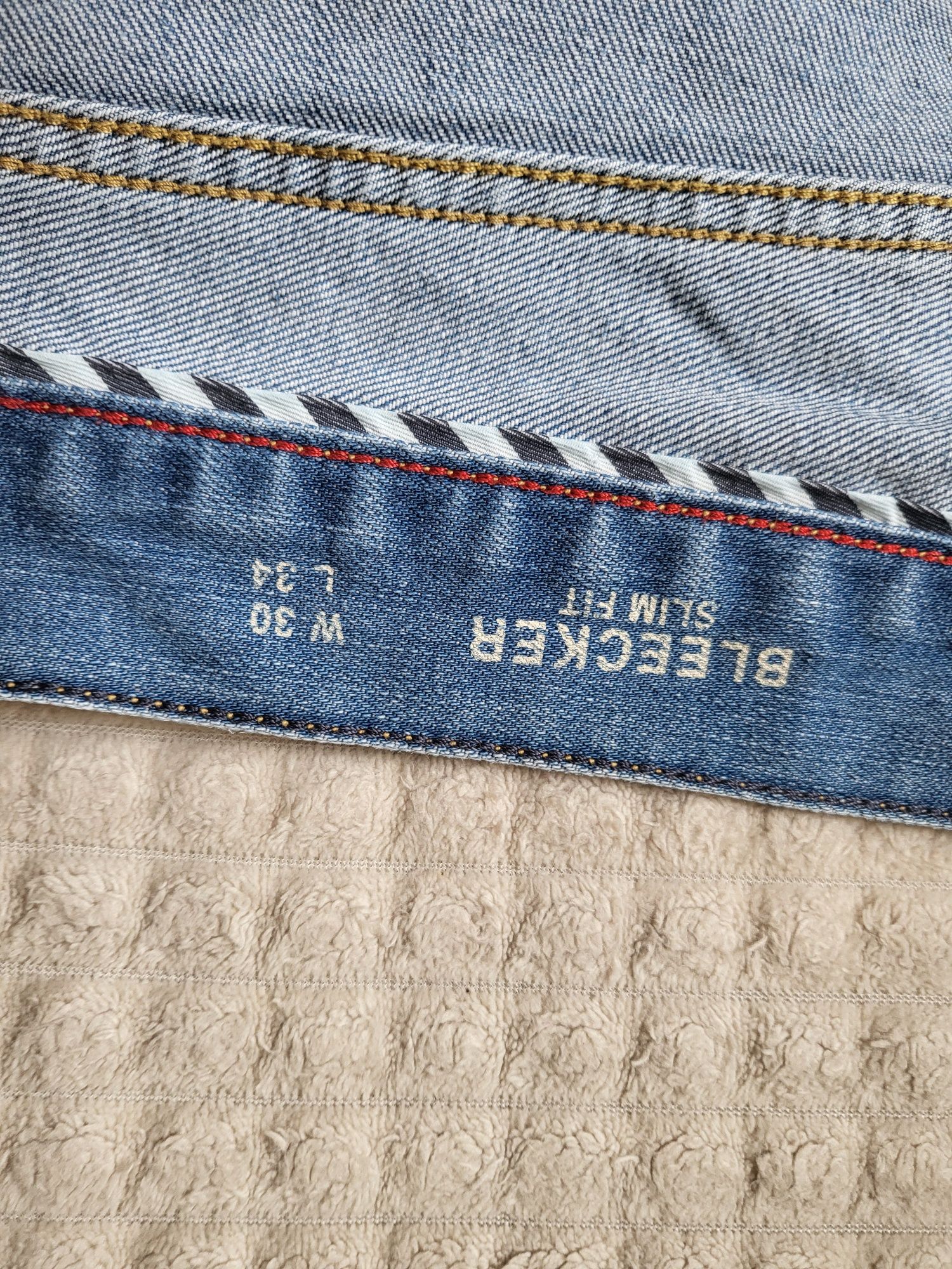 Spodnie męskie Tommy Hilfinger 30/32 jeans