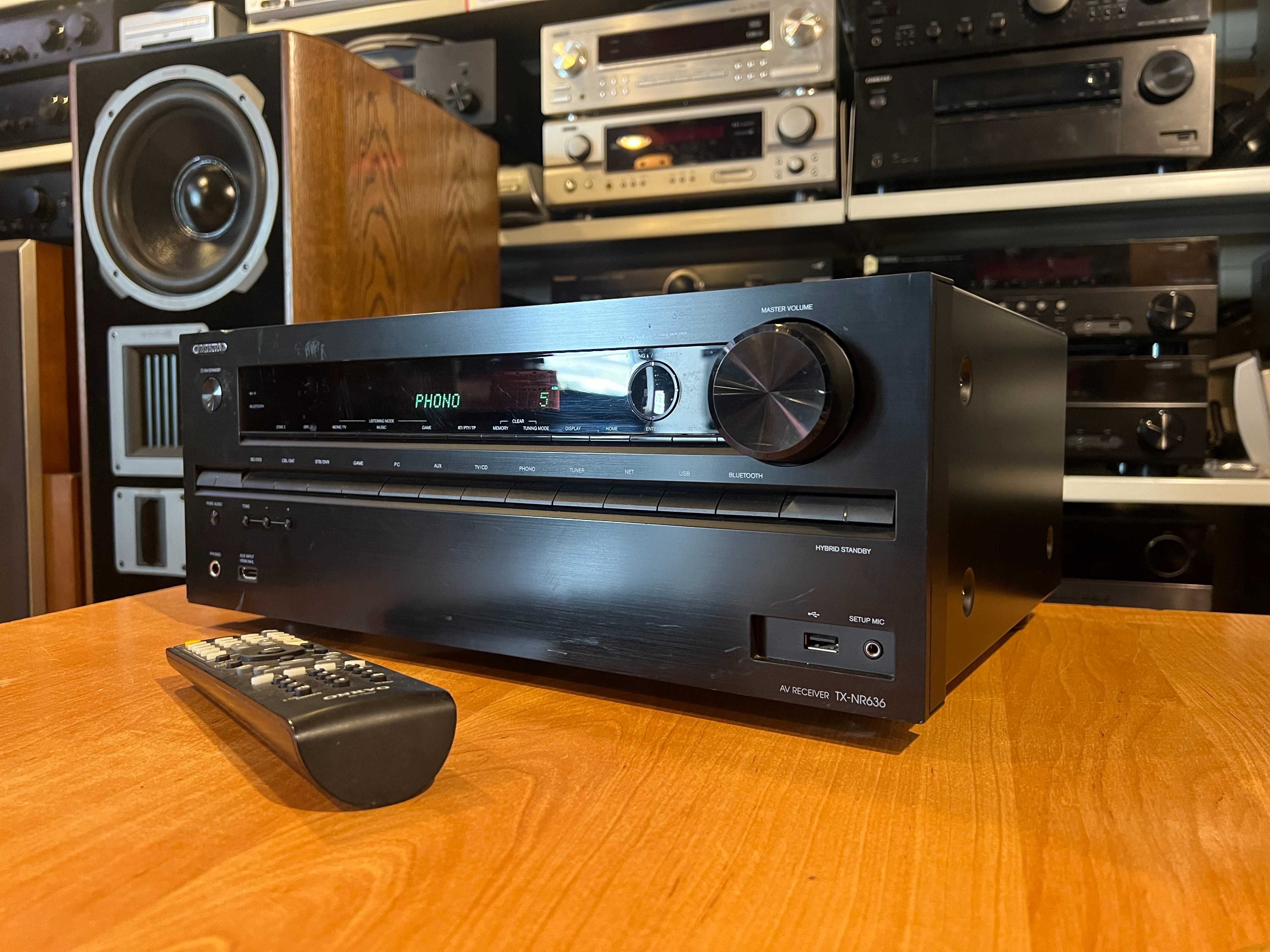 Amplituner Onkyo TX-NR636 Audio Room