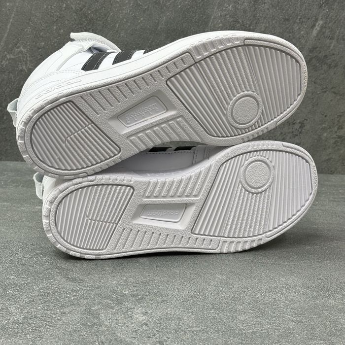 Кросівки кроссовки Adidas GZ6668 ОРИГІНАЛ 100% 36 р