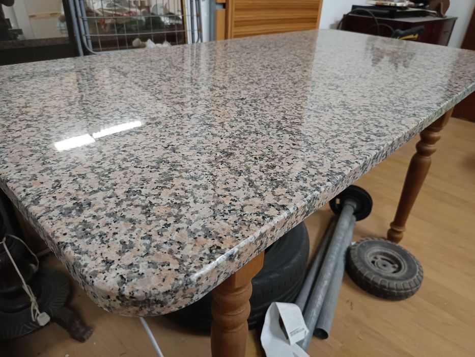 Mesa tampo granito de 1,60 - Nova