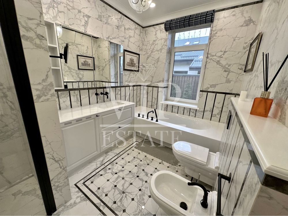 Без комиссии. Продам Дом КП Лесное, 220 м.кв., 10 соток.  Шатиловка