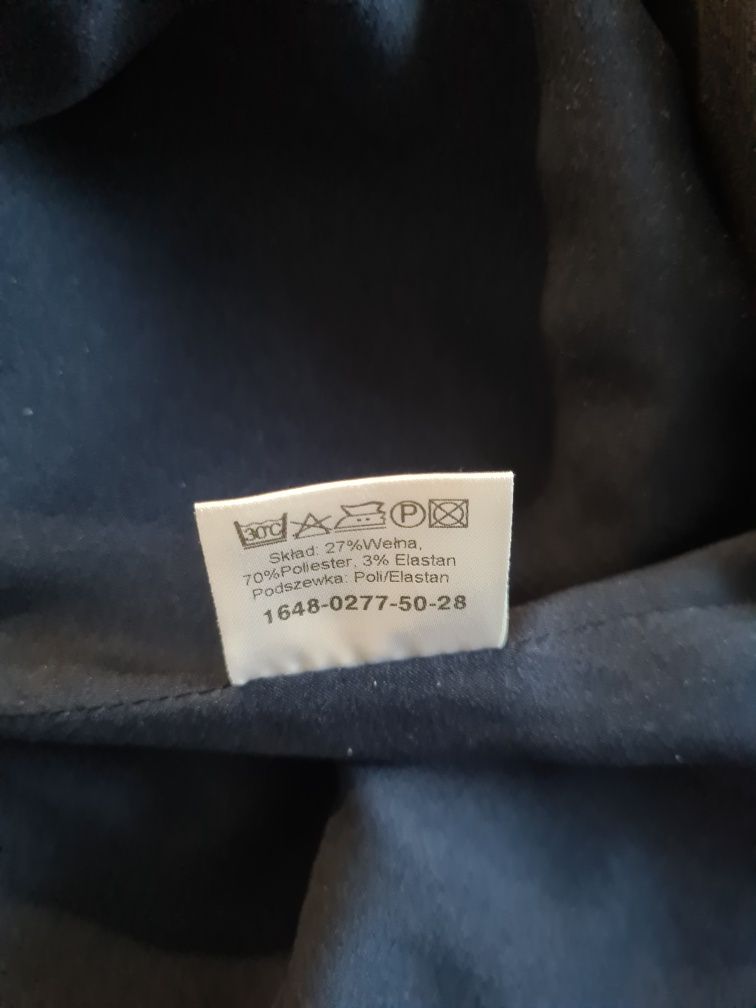 SOBORA elegancka sukienka z wełną 36
