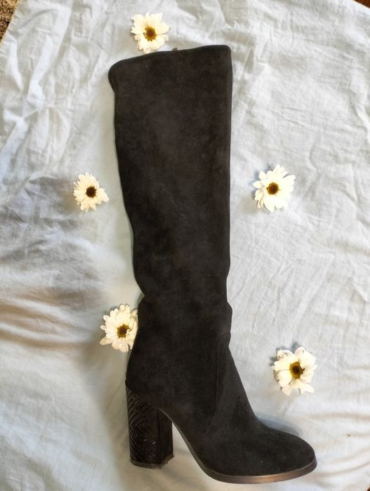 Демісезонні замшеві  чоботи